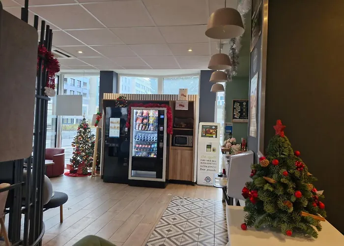 B&B Hotel Massy Gare Tgv