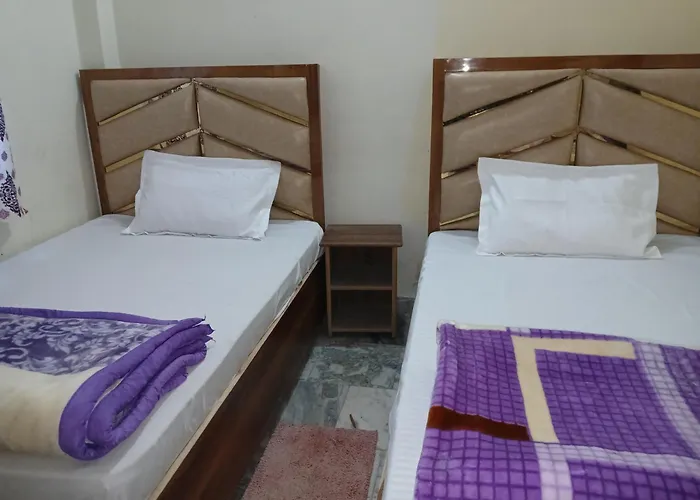 Mahamaya Guest House