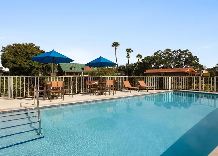 Days Inn By Wyndham Apopka/Orlando
