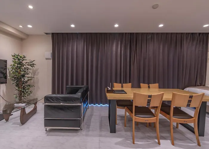 Residence Hotel Takayama Station