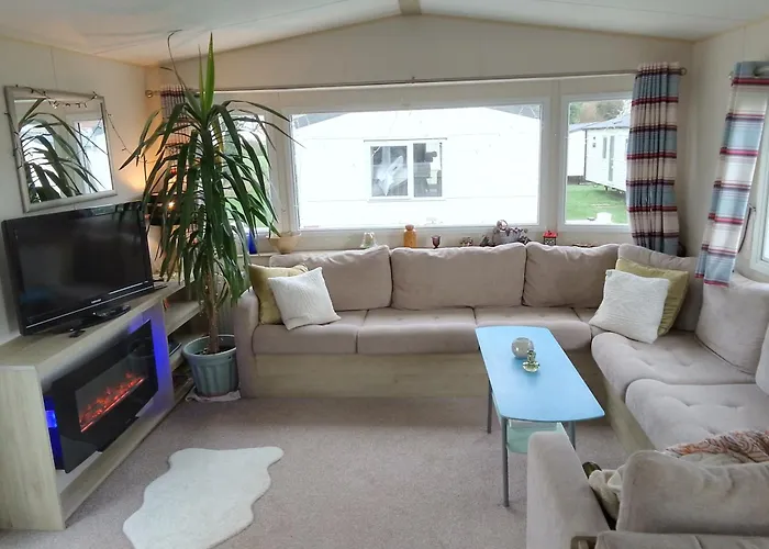 Lovely New Private Caravan Situated At Park Dean Resorts ,St Margerets At Cliffe White Cliffs Kent