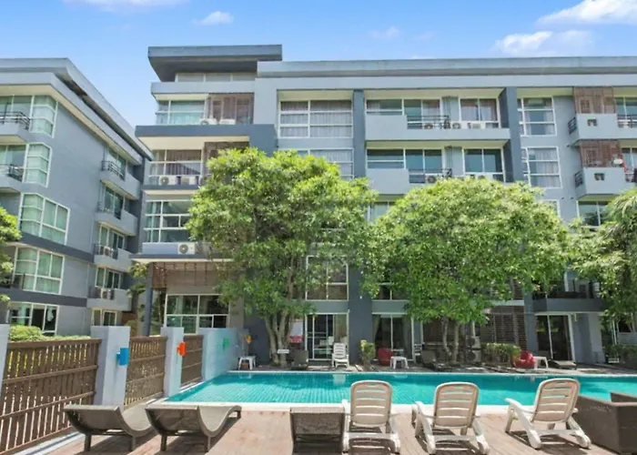 Kris - Modern Spacious 2 Bedrooms Condo With Pool