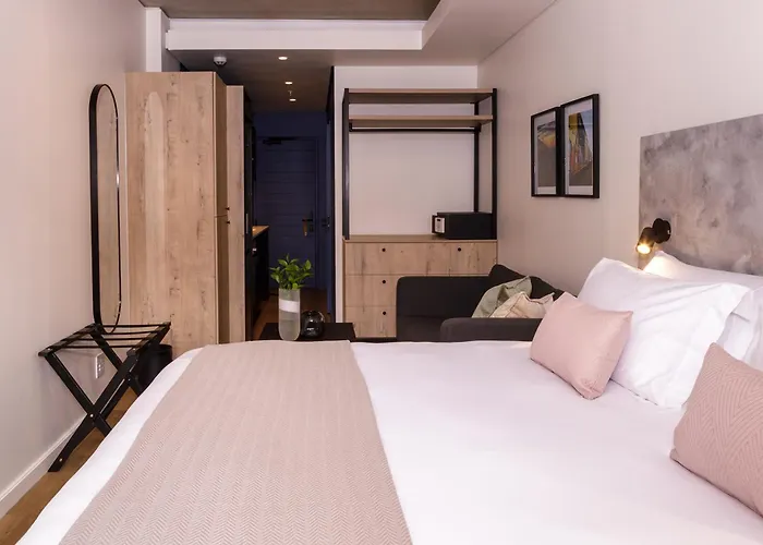 Home Suite Hotels Station House
