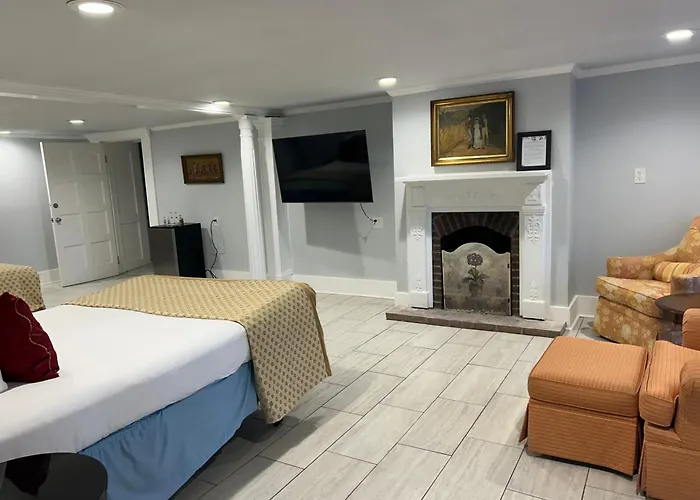 The Inn At Cedar Grove