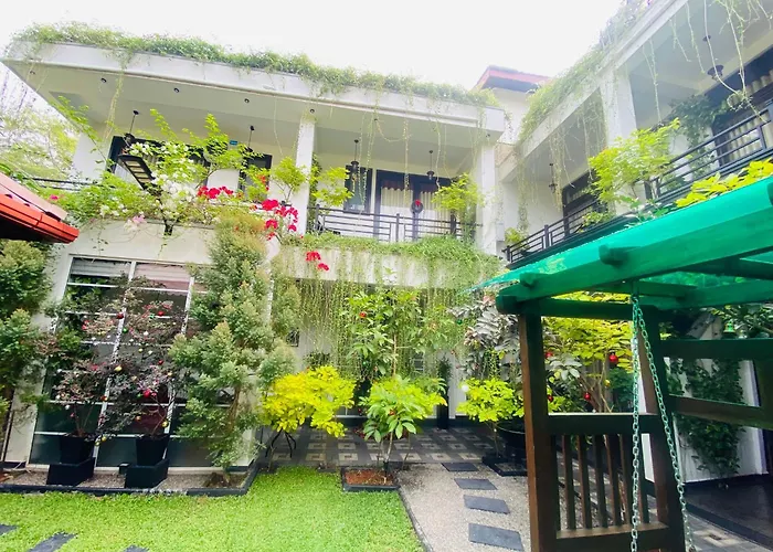 Airport Faith Hotel