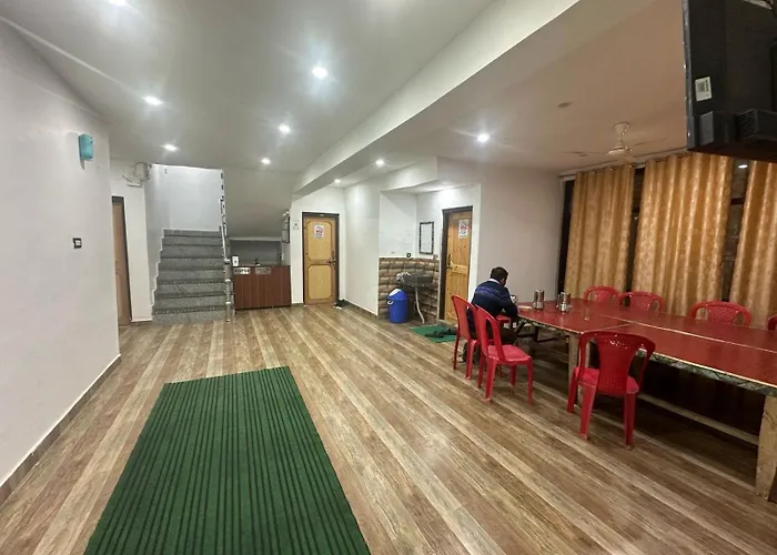 Tip Top Pahalgam