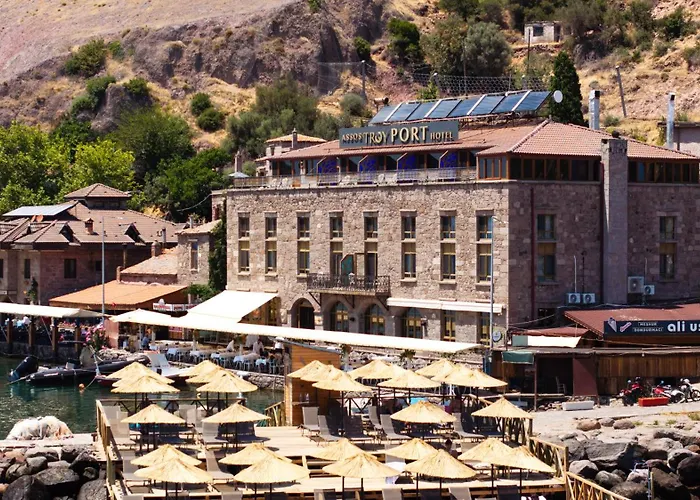 Assos Troy Port Hotel