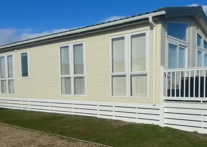Aurora Luxury Beach Lodge