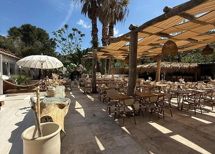 Auberge Des Pins