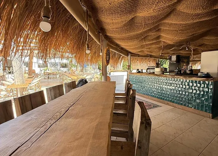 Auberge Des Pins