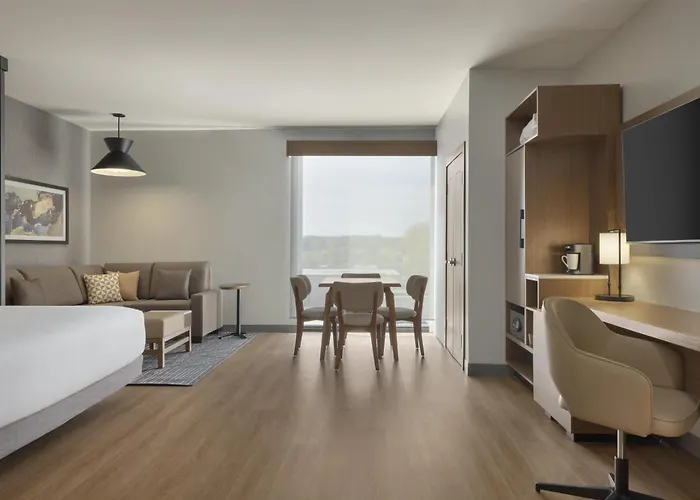Hyatt Place Windsor