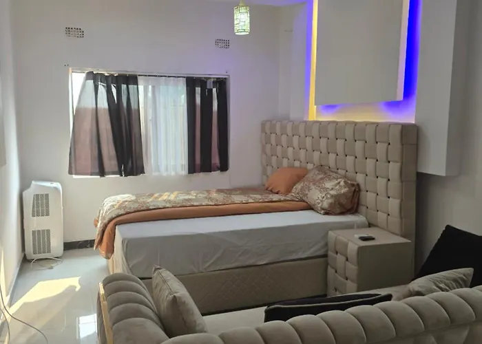 Zuba Waterfall Executive Lodge