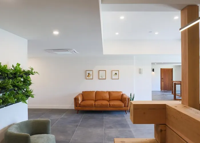 Hotel 19