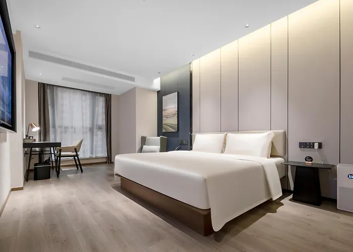 Atour Hotel Jiashan Wanlian Plaza