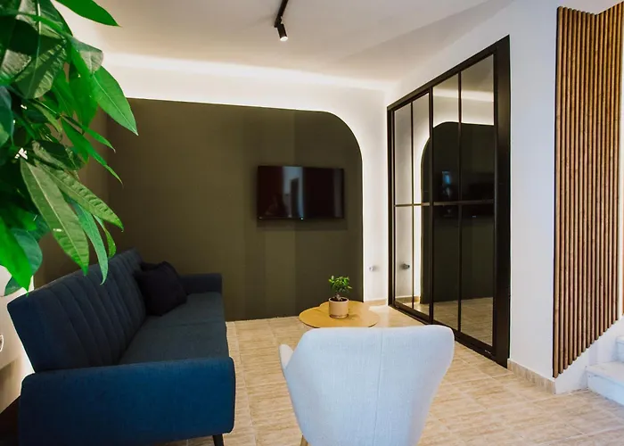 Artelo - Inspired Stay