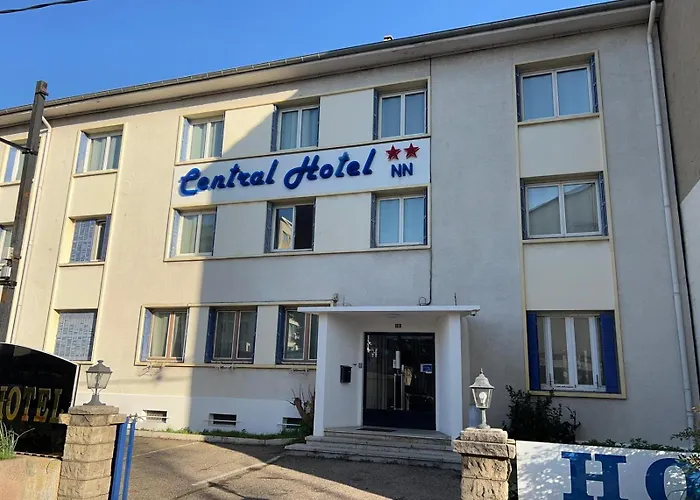 Central Hotel