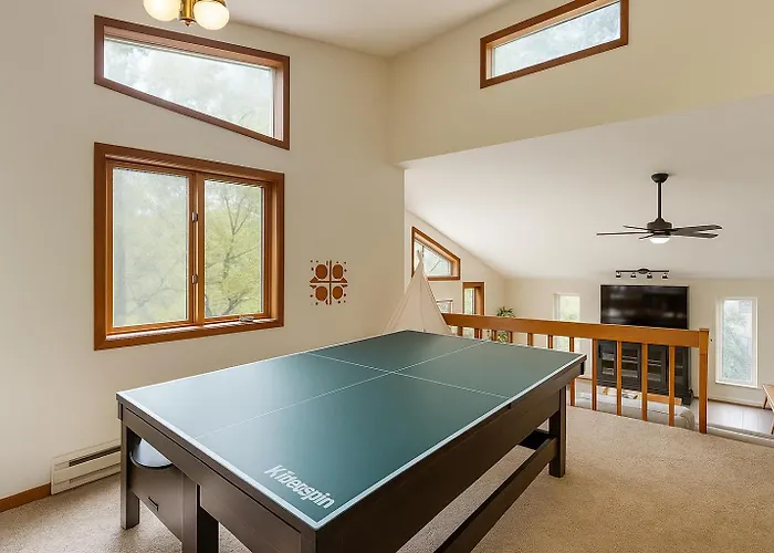 Poconos Hideaway - Woods & Wildlife
