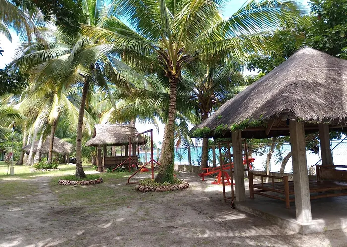 Suki Beach Resort "3-3" Family Aircon Room
