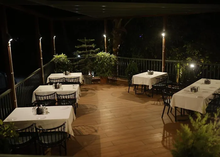 Hotel Pooja Garden, Nanded