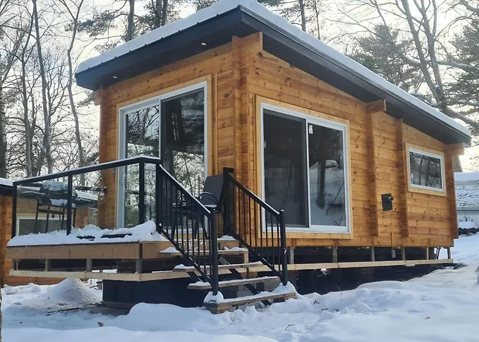 1-Bedroom Unique Eco Log Cabins In Parry Sound #105