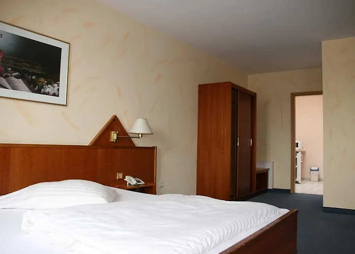 Atrium Hotel