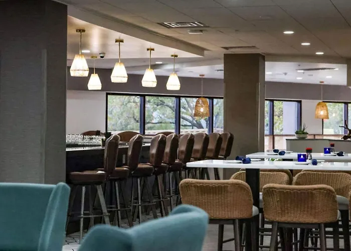 Doubletree By Hilton Salisbury