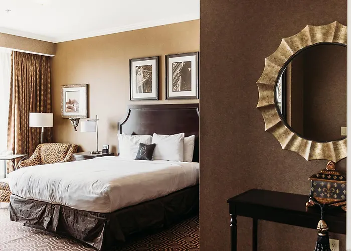 Hotel Julien Dubuque