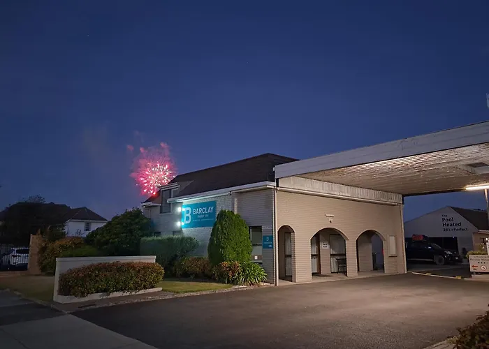 Barclay Motor Inn