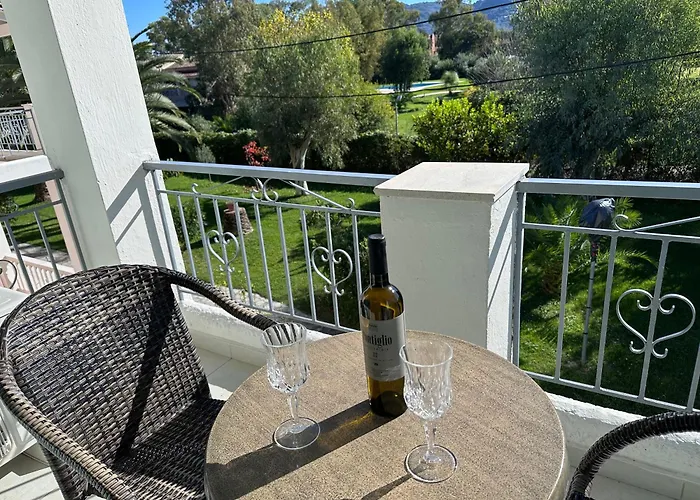 Three Stars Beach Hotel
