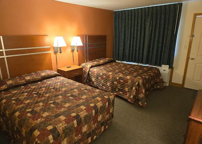 Travelers Lodge Marshall
