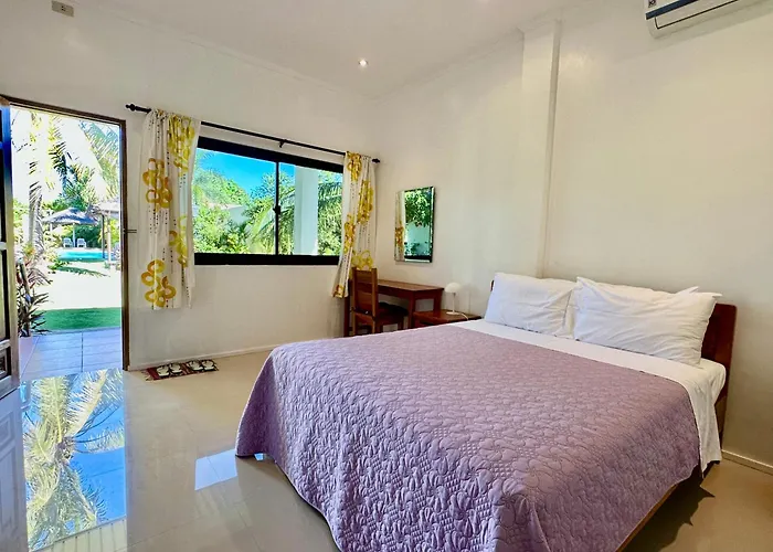 Strutz Art Garden Resort