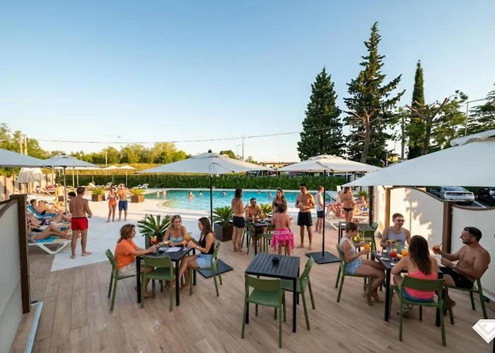 Ile Hotel