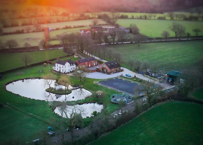 Owls Retreat, Meadowview House