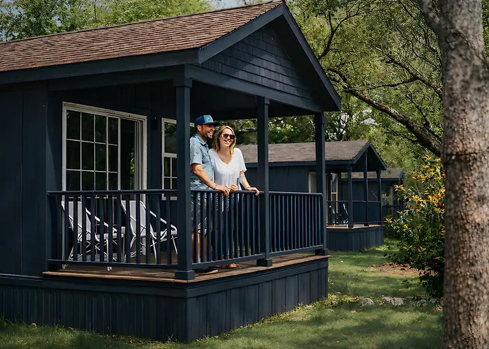 Melrose River Club Resort