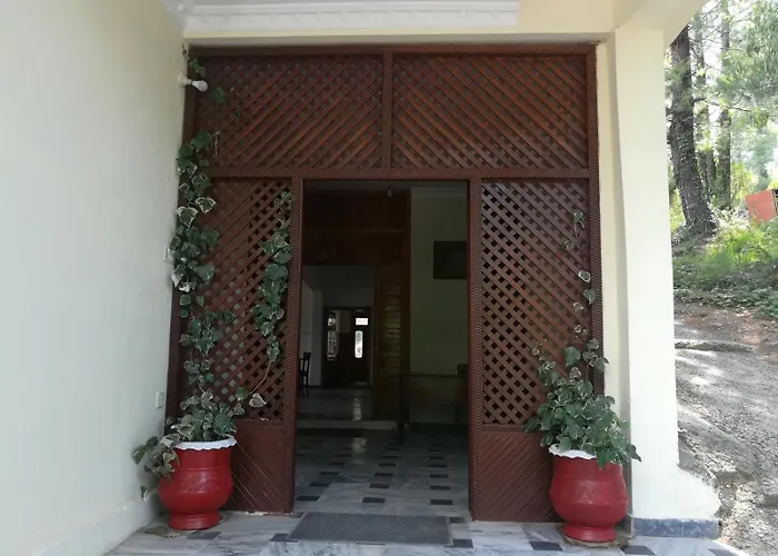 Basera Lodges