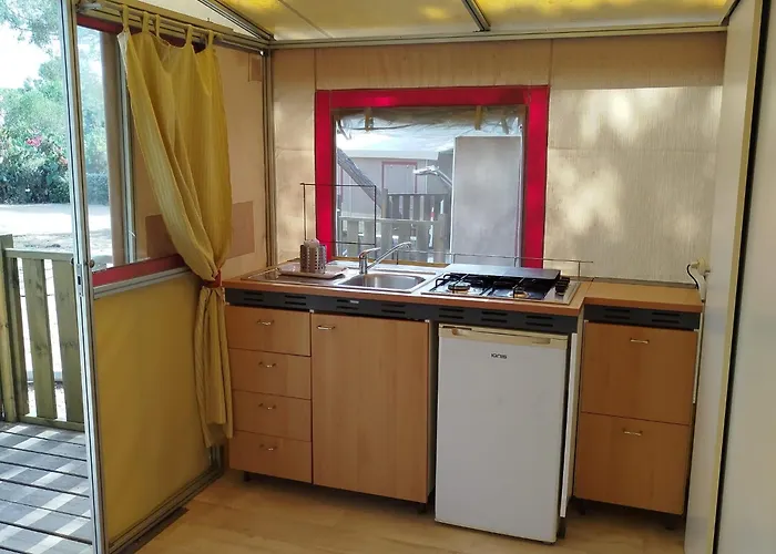 Camping Village Baia Paradiso