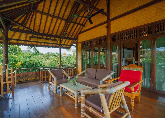 Lihat Sawah Cottage