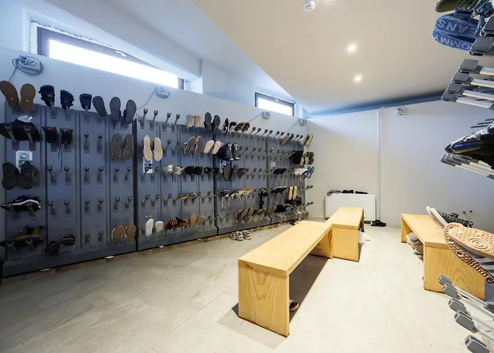 Lift Hotel