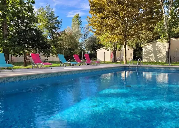 Zecamping 2 Etoiles Acces Direct A La Plage Chiens Acceptes Piscine