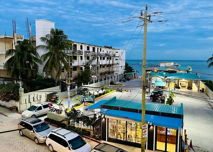 Hotel Sea Queen Suite & Golf Cart Rental