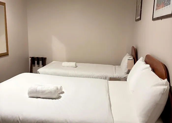 Wimblehurst Hotel