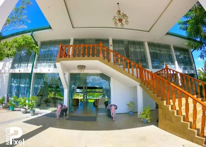 Tabbowa Lake Resort