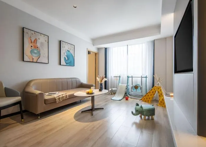 Meisu Huanman Hotel Yueyanglou District Nanhu Square Branch
