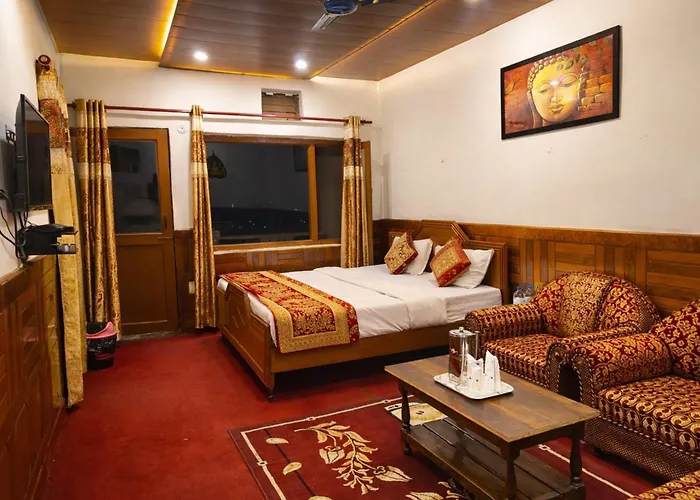 Boutique Tribhuwan Hill View Hotel Free Wifi And Parking Facilities - Best Services - Prime Location- Premium Hotel In Ranikhet