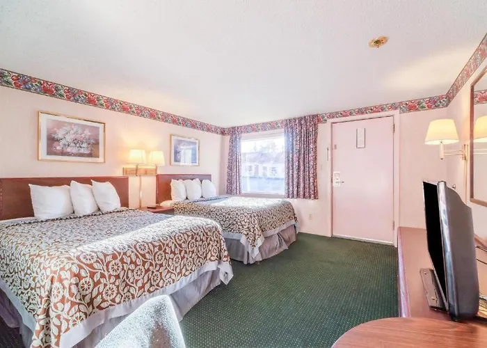 Ozark Junction Inn
