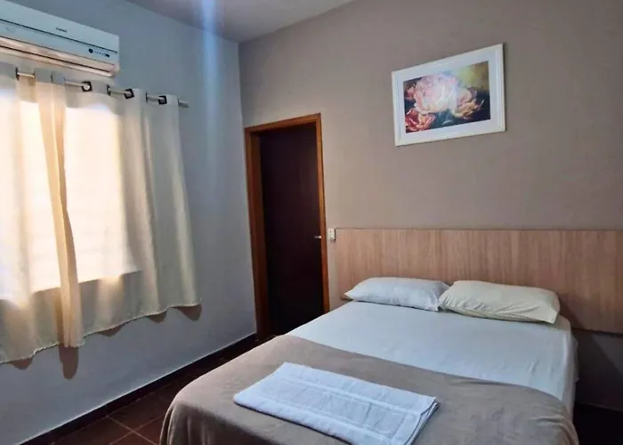 Hotel Triangulo Itai