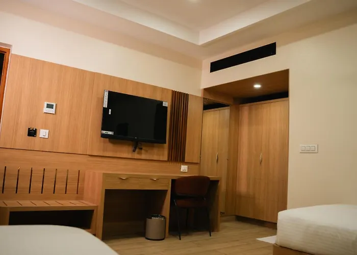 Hotel M7 Plaza