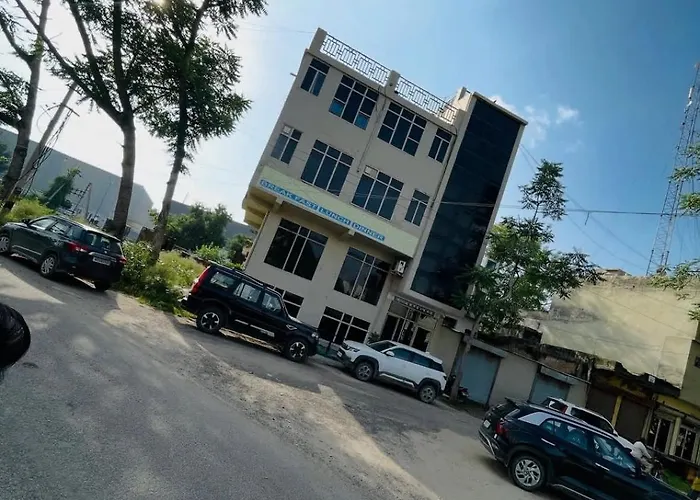 Samrat Hotel