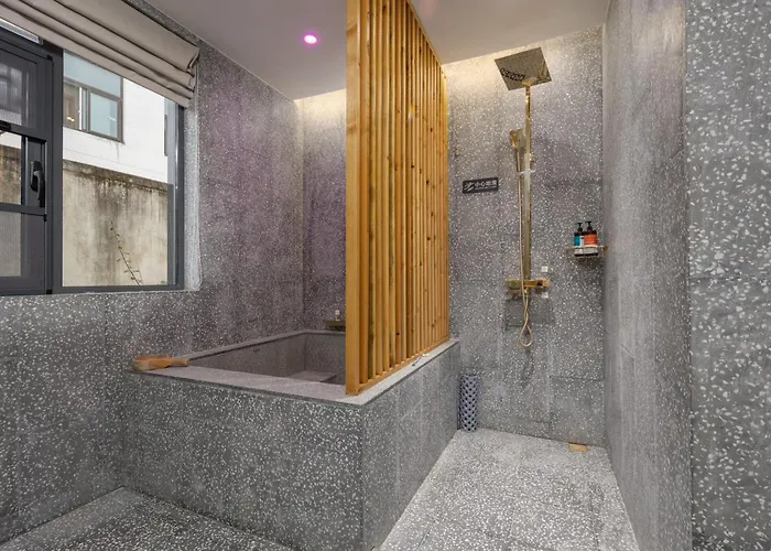 Huazhu Luxury Wuzhen Mushe Shiguang Hot Spring B&B