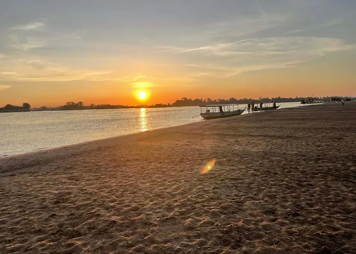 Tena Don Det Sunset Guest House